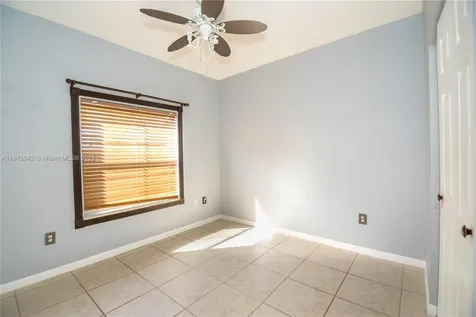 7997 NW 199th Terrace Hialeah FL 33015
