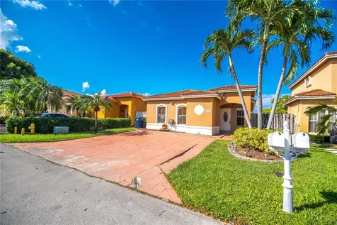 7997 NW 199th Terrace Hialeah FL 33015