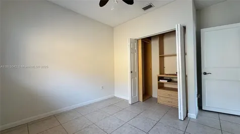 7997 NW 199th Terrace Hialeah FL 33015