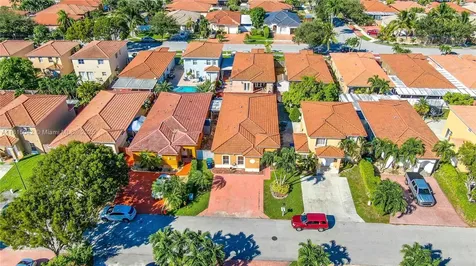 7997 NW 199th Terrace Hialeah FL 33015