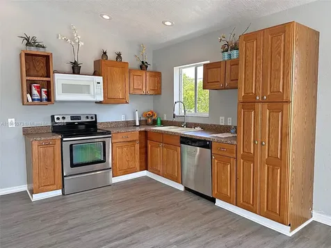 34 Judy Place Key Largo FL 33037