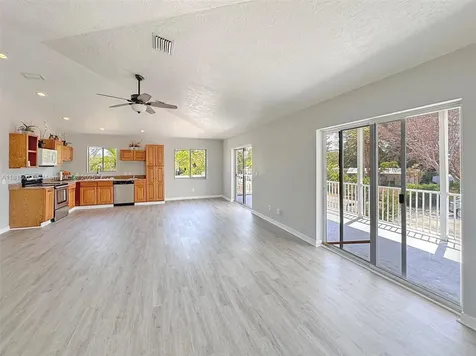 34 Judy Place Key Largo FL 33037