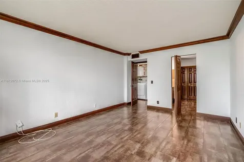 106 Lake Emerald Drive Oakland Park FL 33309