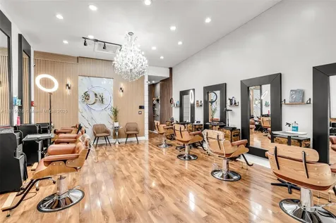 1913 Ponce De Leon Boulevard Coral Gables FL 33134
