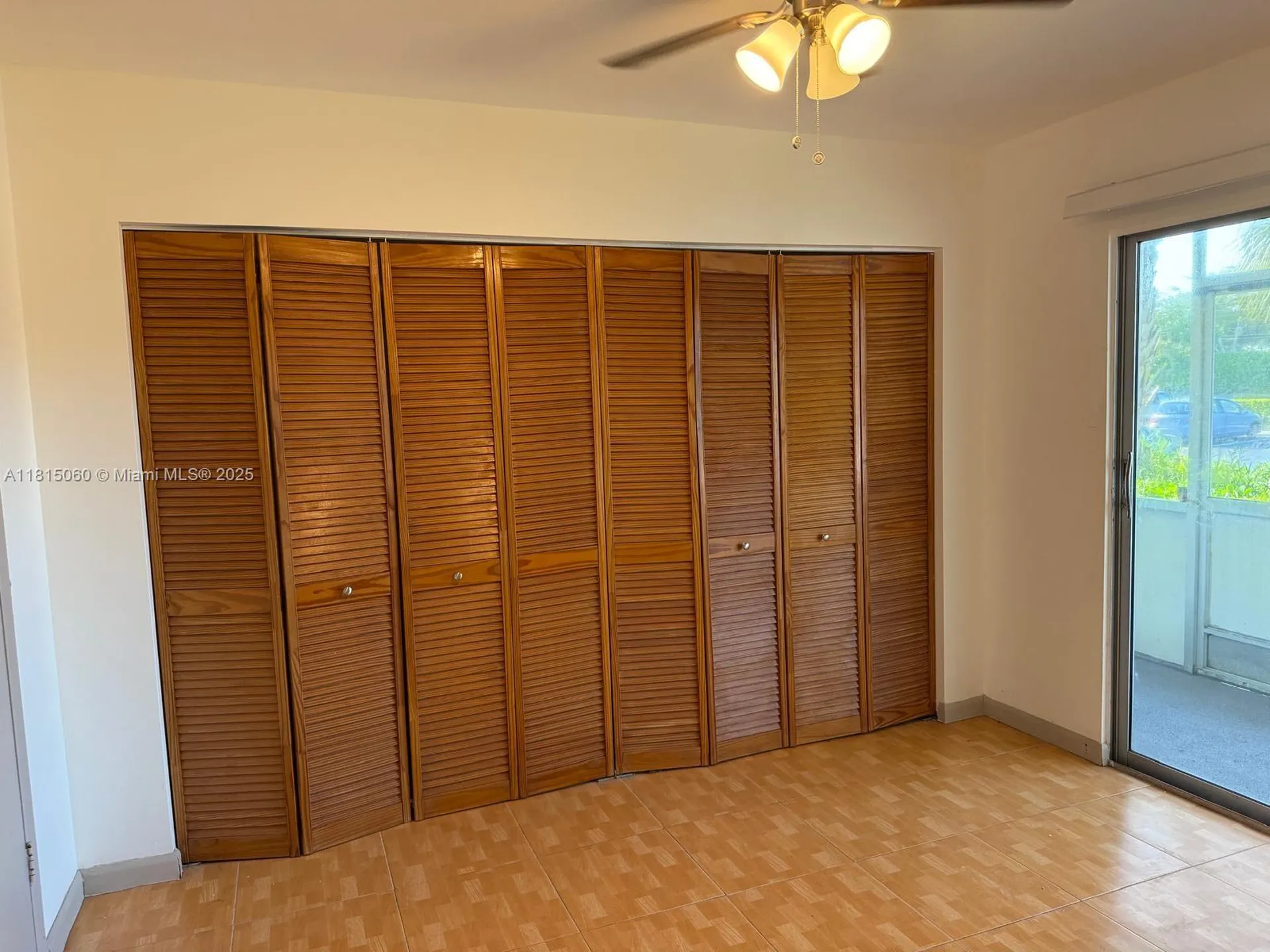 217 Suffolk F Boca Raton FL 33434