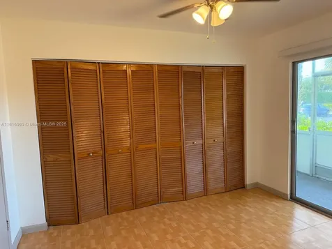 217 Suffolk F Boca Raton FL 33434