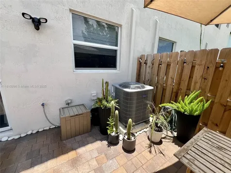 12254 NW 24th Place Miami FL 33167