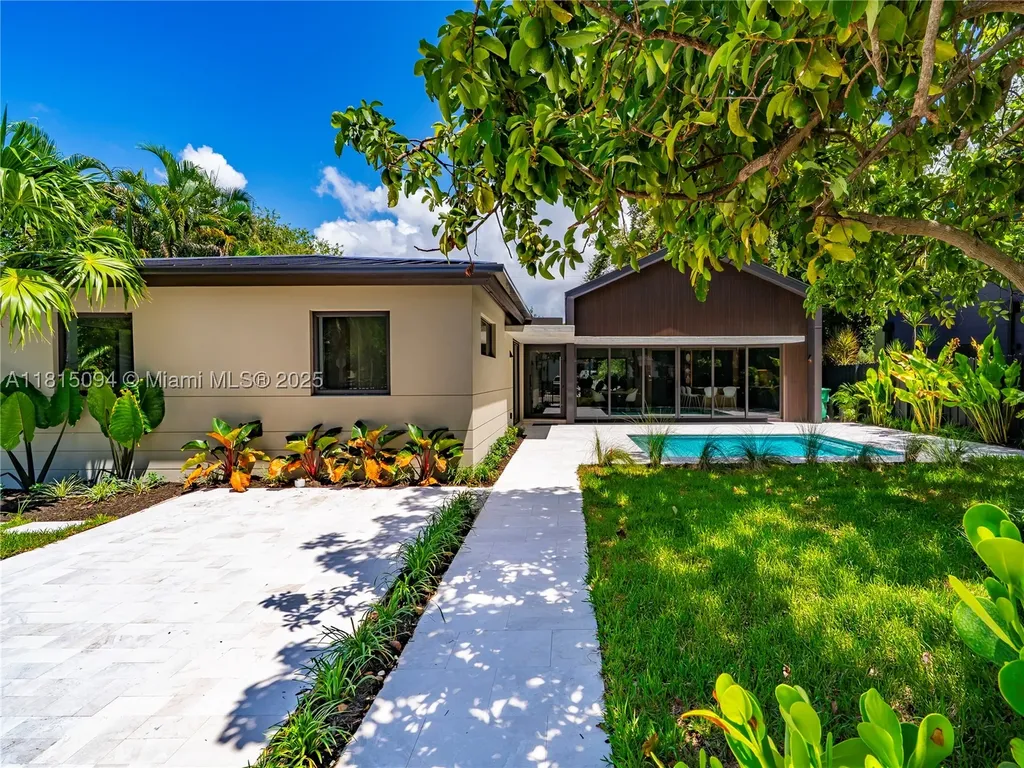 2777 Calusa Street Miami FL 33133