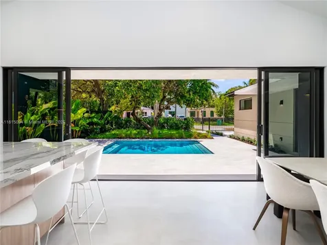 2777 Calusa Street Miami FL 33133