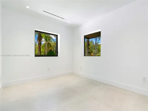 2777 Calusa Street Miami FL 33133