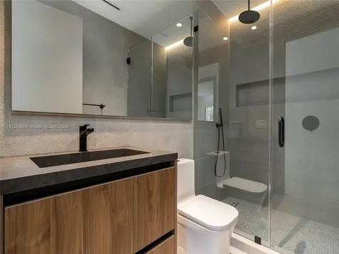 2777 Calusa Street Miami FL 33133