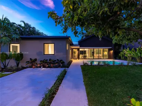 2777 Calusa Street Miami FL 33133