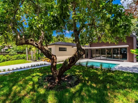 2777 Calusa Street Miami FL 33133