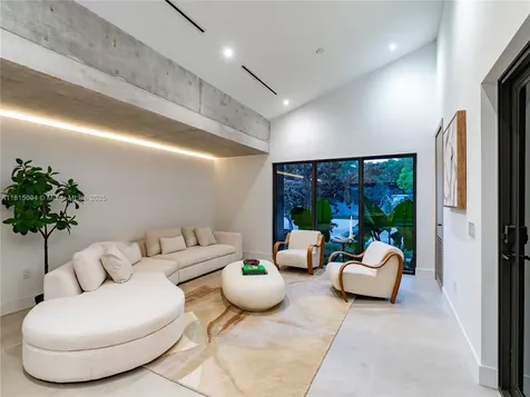 2777 Calusa Street Miami FL 33133