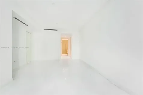 300 Biscayne Boulevard Way Miami FL 33131
