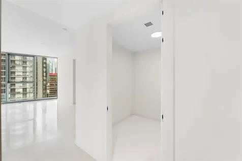300 Biscayne Boulevard Way Miami FL 33131
