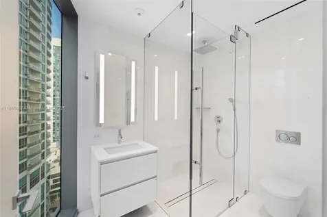 300 Biscayne Boulevard Way Miami FL 33131