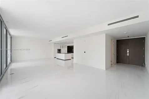 300 Biscayne Boulevard Way Miami FL 33131