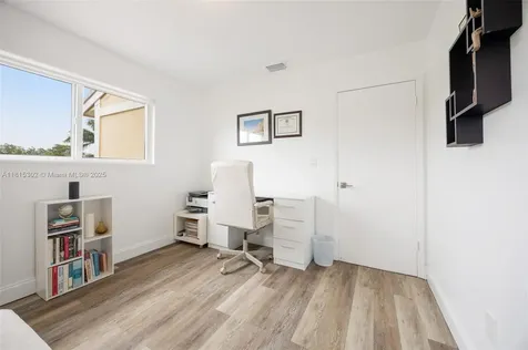 9909 SW 218th Terrace Cutler Bay FL 33190