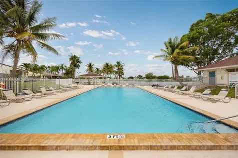 9909 SW 218th Terrace Cutler Bay FL 33190