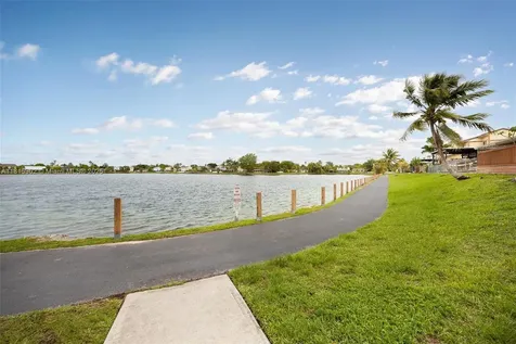 9909 SW 218th Terrace Cutler Bay FL 33190