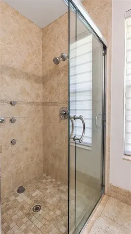 639 NW 101st Terrace Coral Springs FL 33071
