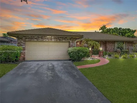 639 NW 101st Terrace Coral Springs FL 33071