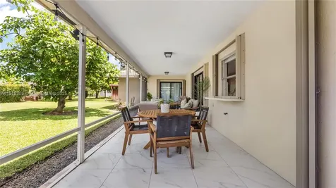 639 NW 101st Terrace Coral Springs FL 33071