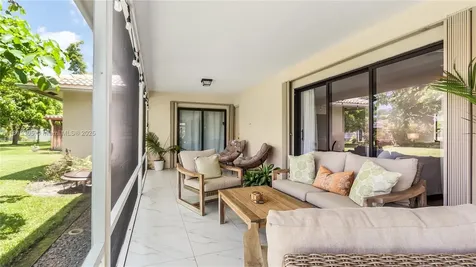 639 NW 101st Terrace Coral Springs FL 33071