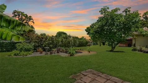 639 NW 101st Terrace Coral Springs FL 33071