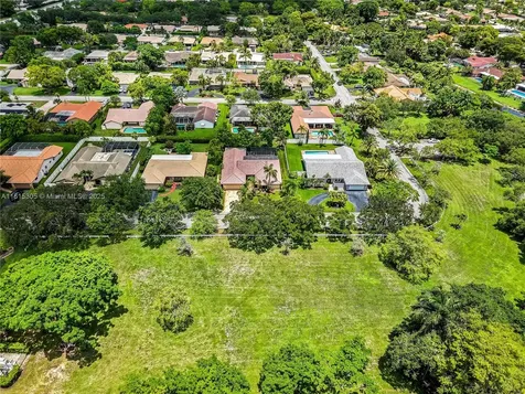639 NW 101st Terrace Coral Springs FL 33071