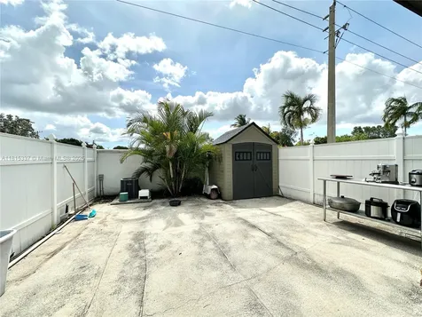 19021 NW 52nd Court Miami Gardens FL 33055