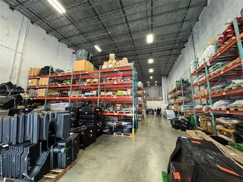 8565 W 44th Avenue Hialeah FL 33018