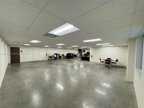 8565 W 44th Avenue Hialeah FL 33018