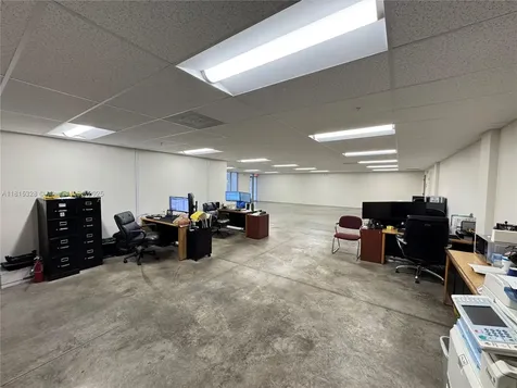 8565 W 44th Avenue Hialeah FL 33018
