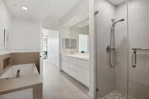 713 Crandon Boulevard Key Biscayne FL 33149