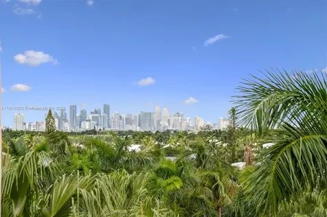713 Crandon Boulevard Key Biscayne FL 33149