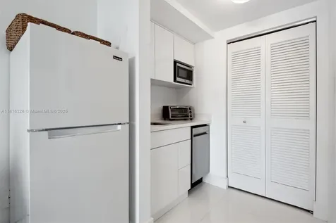 713 Crandon Boulevard Key Biscayne FL 33149