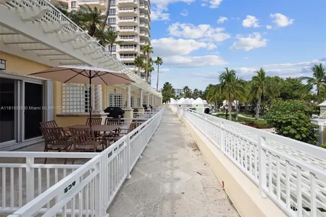 713 Crandon Boulevard Key Biscayne FL 33149