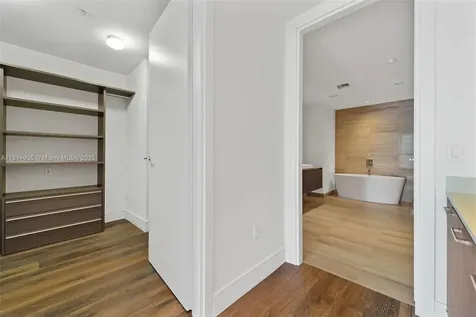 3250 NE 188th Street Aventura FL 33180