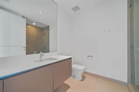 3250 NE 188th Street Aventura FL 33180