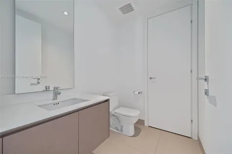 3250 NE 188th Street Aventura FL 33180