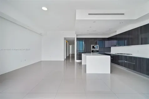 3250 NE 188th Street Aventura FL 33180