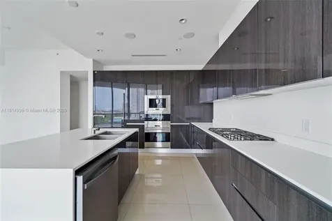 3250 NE 188th Street Aventura FL 33180