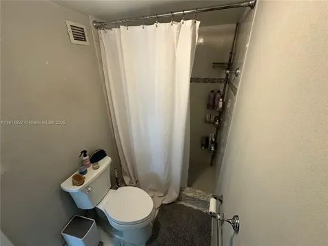 600 NE 36th Street Miami FL 33137