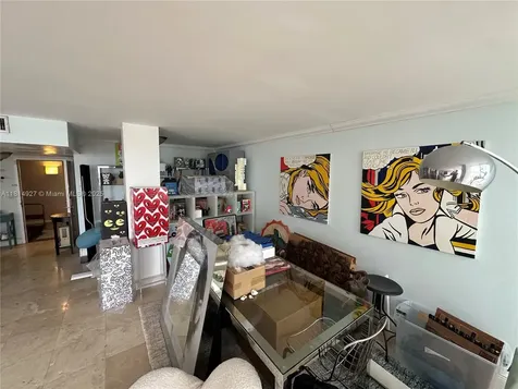600 NE 36th Street Miami FL 33137
