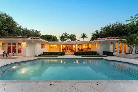 7505 SW 129 Street Pinecrest FL 33156
