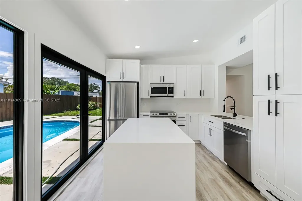 3105 SW 16th Street Fort Lauderdale FL 33312