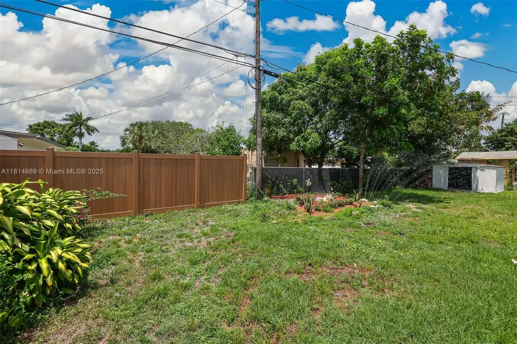 3105 SW 16th Street Fort Lauderdale FL 33312