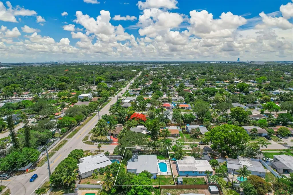 3105 SW 16th Street Fort Lauderdale FL 33312